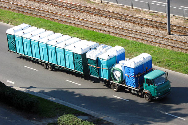 Portable Toilet Options We Offer in Hinton, OK